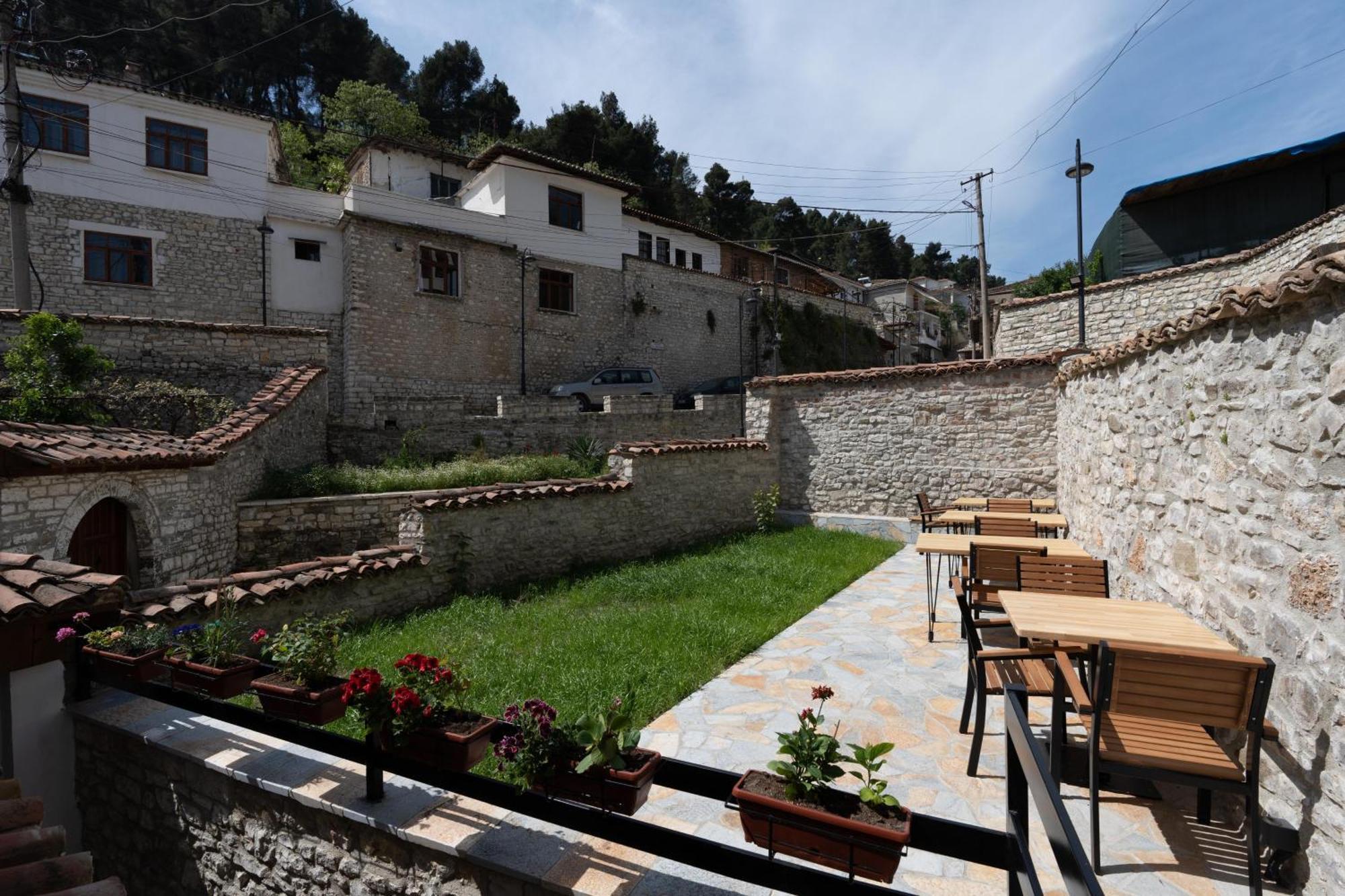 Vila Meri Berat Exterior photo